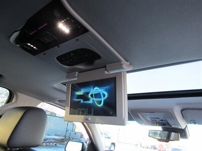 2016 Chevrolet Tahoe LT   - Photo 16 - Appleton, WI 54915