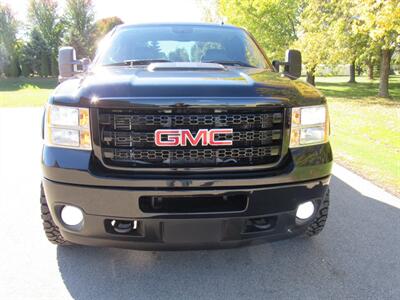 2011 GMC Sierra 2500 SLT   - Photo 7 - Appleton, WI 54915