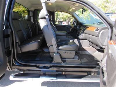 2011 GMC Sierra 2500 SLT   - Photo 15 - Appleton, WI 54915
