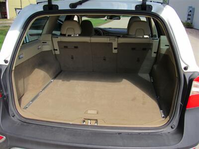 2011 Volvo XC70 3.2   - Photo 14 - Appleton, WI 54915