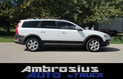 2011 Volvo XC70 3.2   - Photo 2 - Appleton, WI 54915
