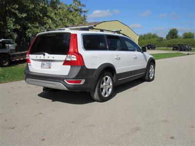 2011 Volvo XC70 3.2   - Photo 3 - Appleton, WI 54915