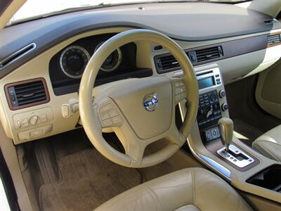 2011 Volvo XC70 3.2   - Photo 13 - Appleton, WI 54915