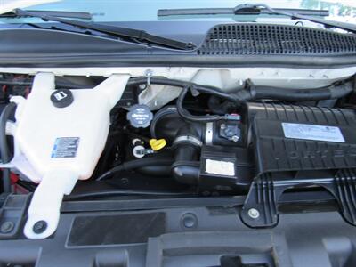 2020 Chevrolet Express 3500 - Photo 16 - Appleton, WI 54915