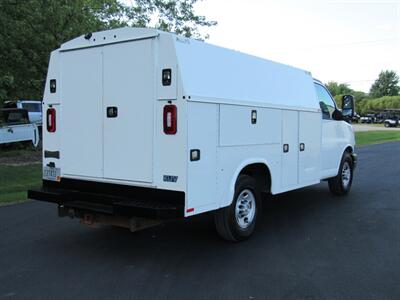 2020 Chevrolet Express 3500 - Photo 6 - Appleton, WI 54915