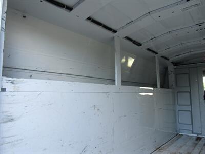 2020 Chevrolet Express 3500 - Photo 10 - Appleton, WI 54915