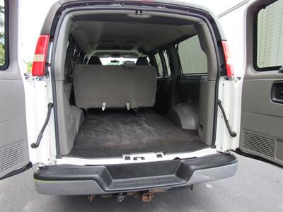2014 Chevrolet Express LT 1500   - Photo 12 - Appleton, WI 54915