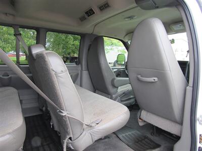 2014 Chevrolet Express LT 1500   - Photo 10 - Appleton, WI 54915