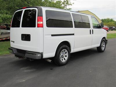 2014 Chevrolet Express LT 1500   - Photo 5 - Appleton, WI 54915