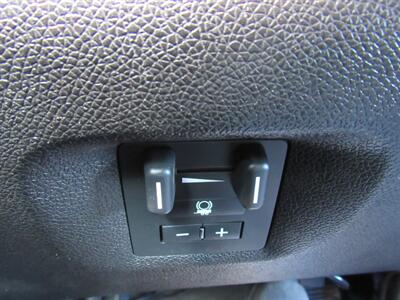 2011 Chevrolet Silverado 2500 LT   - Photo 16 - Appleton, WI 54915