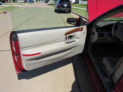 2001 Cadillac Eldorado ETC - Photo 12 - Appleton, WI 54915