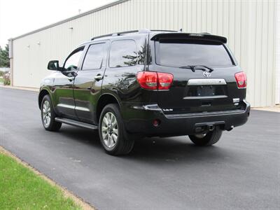 2016 Toyota Sequoia Platinum   - Photo 7 - Appleton, WI 54915