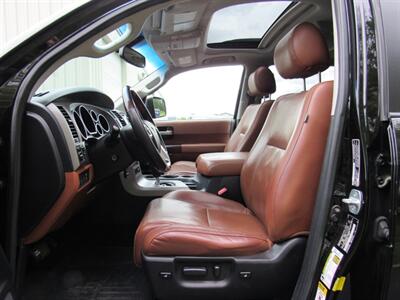 2016 Toyota Sequoia Platinum   - Photo 8 - Appleton, WI 54915