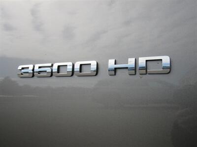 2013 Chevrolet Silverado 3500 Work Truck   - Photo 12 - Appleton, WI 54915