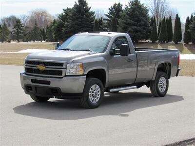 2013 Chevrolet Silverado 3500 Work Truck   - Photo 3 - Appleton, WI 54915
