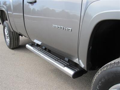2013 Chevrolet Silverado 3500 Work Truck   - Photo 11 - Appleton, WI 54915