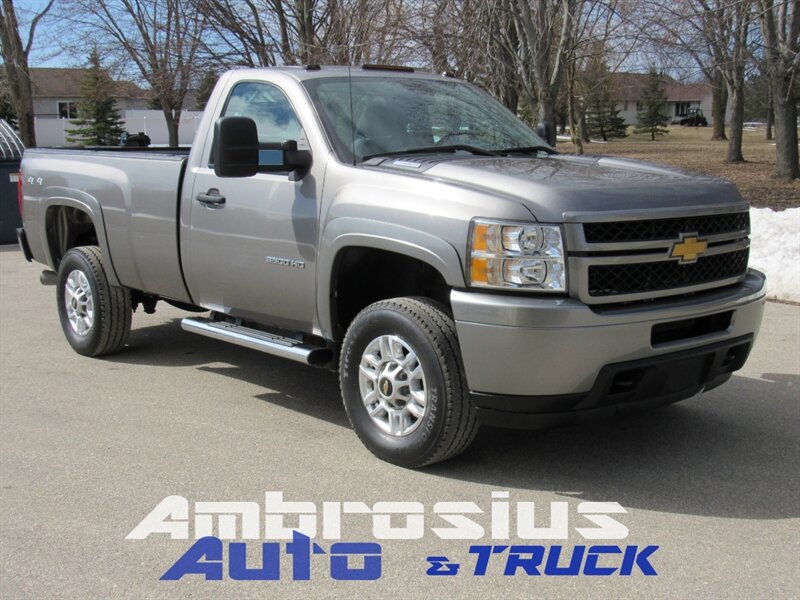 2013 Chevrolet Silverado 3500 Work Truck   - Photo 1 - Appleton, WI 54915