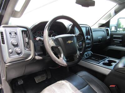 2016 Chevrolet Silverado 2500 LTZ   - Photo 15 - Appleton, WI 54915