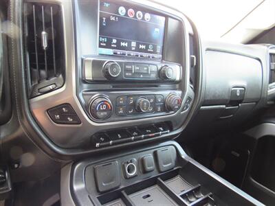 2016 Chevrolet Silverado 2500 LTZ   - Photo 16 - Appleton, WI 54915