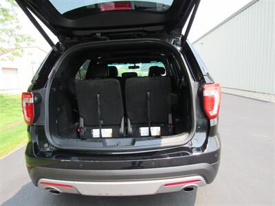 2016 Ford Explorer XLT   - Photo 11 - Appleton, WI 54915
