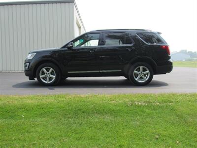2016 Ford Explorer XLT   - Photo 4 - Appleton, WI 54915