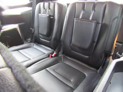 2016 Ford Explorer XLT   - Photo 14 - Appleton, WI 54915
