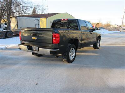 2017 Chevrolet Silverado 1500 LT - Photo 6 - Appleton, WI 54915