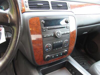 2008 Chevrolet Silverado 2500 LTZ   - Photo 18 - Appleton, WI 54915