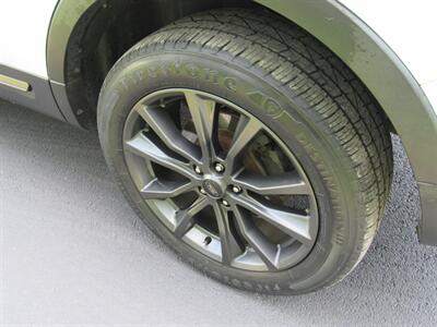 2018 Ford Explorer XLT - Photo 8 - Appleton, WI 54915