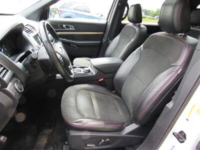 2018 Ford Explorer XLT - Photo 15 - Appleton, WI 54915