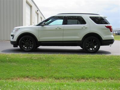 2018 Ford Explorer XLT - Photo 7 - Appleton, WI 54915
