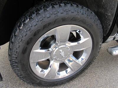 2014 Chevrolet Silverado 1500 LTZ   - Photo 17 - Appleton, WI 54915