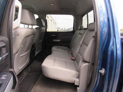 2015 Chevrolet Silverado 2500 LTZ   - Photo 16 - Appleton, WI 54915