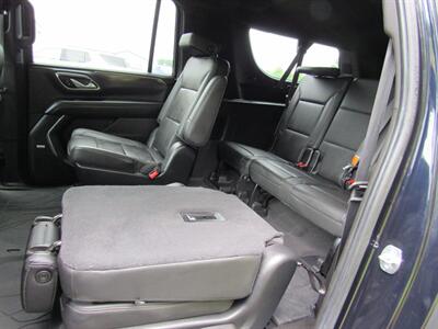 2021 Chevrolet Suburban LT   - Photo 25 - Appleton, WI 54915