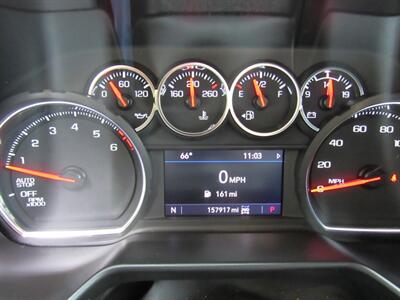 2021 Chevrolet Suburban LT   - Photo 27 - Appleton, WI 54915