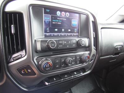 2015 Chevrolet Silverado 2500 LT   - Photo 19 - Appleton, WI 54915