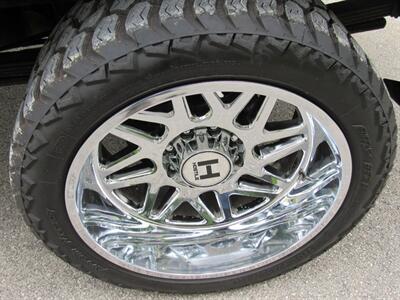 2008 GMC Sierra 2500 SLE1   - Photo 8 - Appleton, WI 54915