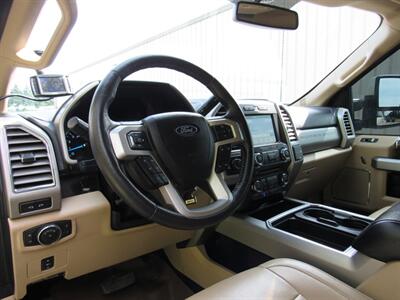 2017 Ford F-250 Super Duty Lariat   - Photo 20 - Appleton, WI 54915