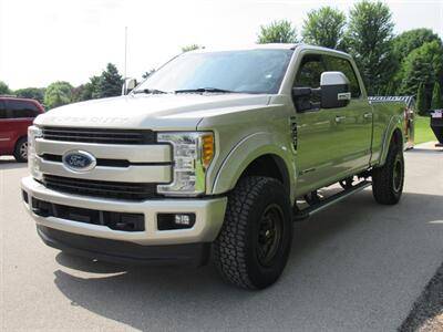 2017 Ford F-250 Super Duty Lariat   - Photo 10 - Appleton, WI 54915