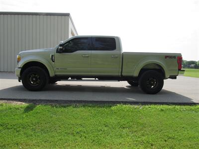 2017 Ford F-250 Super Duty Lariat   - Photo 9 - Appleton, WI 54915