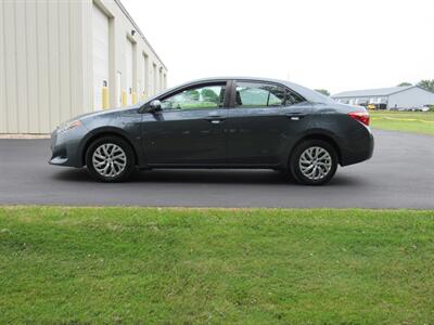 2018 Toyota Corolla LE   - Photo 3 - Appleton, WI 54915