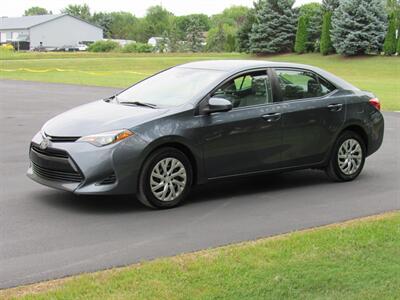 2018 Toyota Corolla LE   - Photo 4 - Appleton, WI 54915