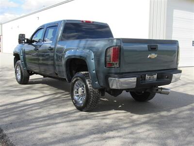 2007 Chevrolet Silverado 2500 LT1 LT1 4dr Crew Cab   - Photo 7 - Appleton, WI 54915