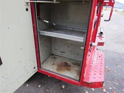 2015 Chevrolet Silverado 3500 Work Truck   - Photo 12 - Appleton, WI 54915