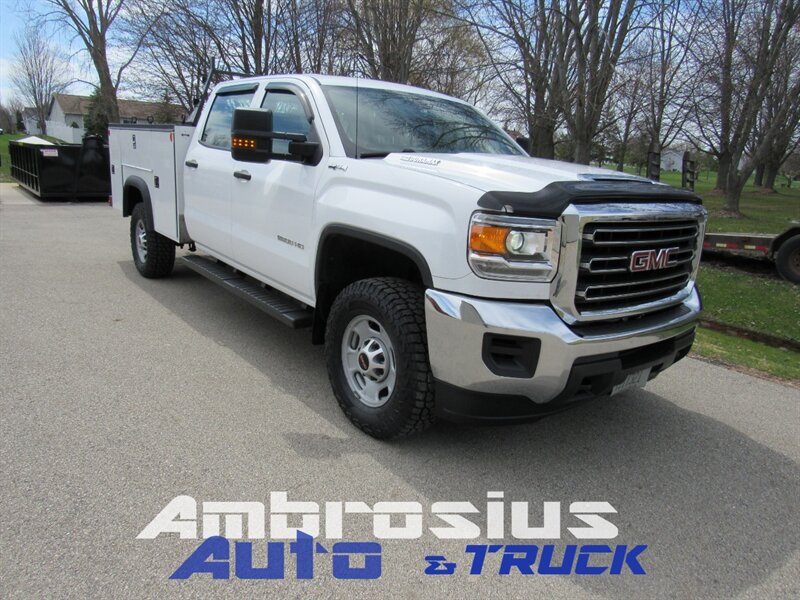 2018 GMC Sierra 2500   - Photo 1 - Appleton, WI 54915