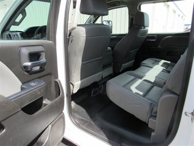 2018 GMC Sierra 2500   - Photo 13 - Appleton, WI 54915