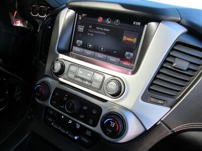 2015 GMC Yukon XL SLT   - Photo 13 - Appleton, WI 54915