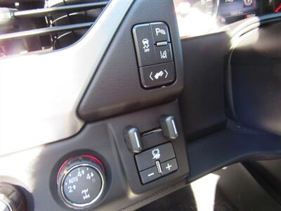 2015 GMC Yukon XL SLT   - Photo 22 - Appleton, WI 54915