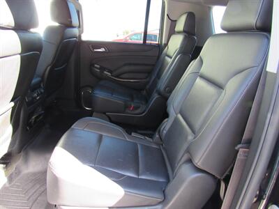 2015 GMC Yukon XL SLT   - Photo 11 - Appleton, WI 54915