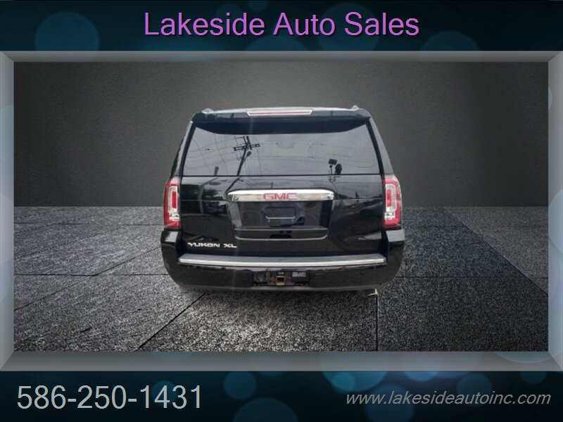 2018 GMC Yukon XL Denali   - Photo 8 - Clinton Township, MI 48036